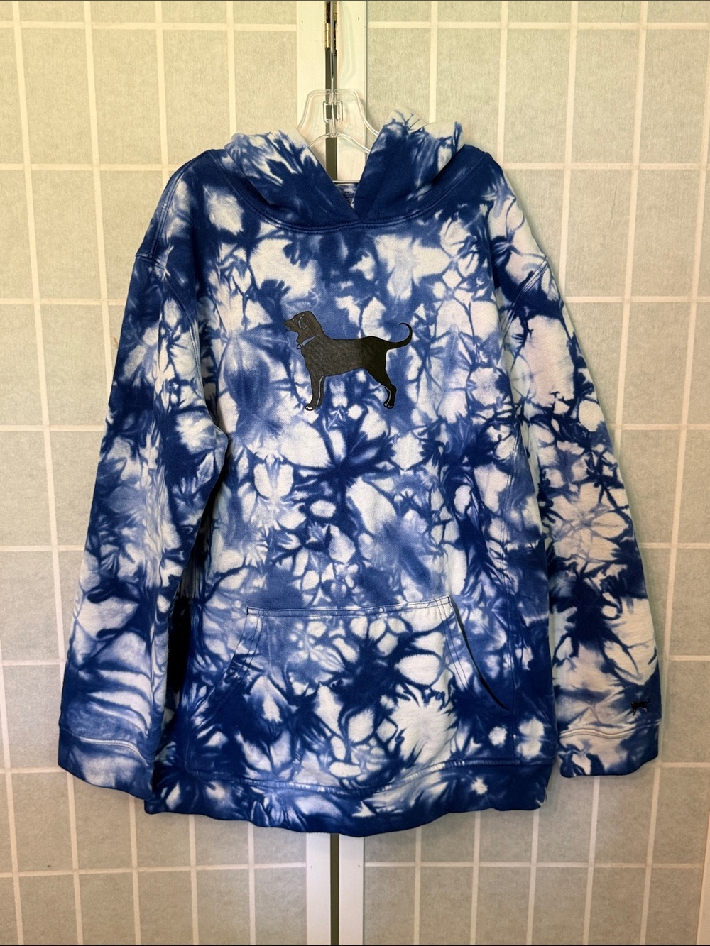 Kids The Black Dog Blue Tie-Dye Hoodie with Dog Graphic Size XL